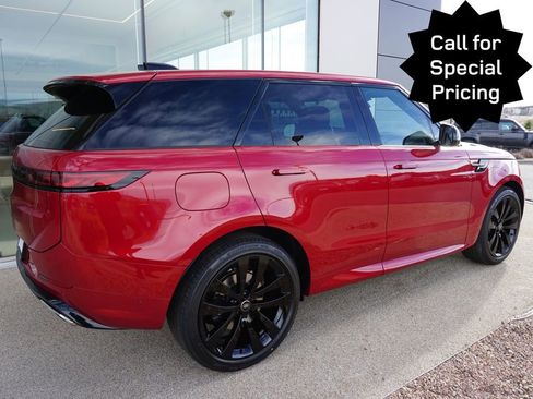 New 2025 Land Rover Range Rover Sport Dynamic SE image 4