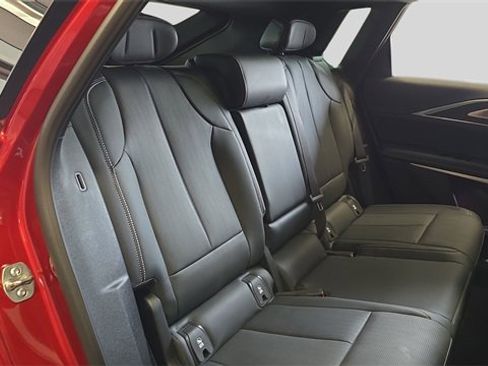 Used 2024 Cadillac Lyriq Luxury w/ LPO, Floor Liner Package image 14