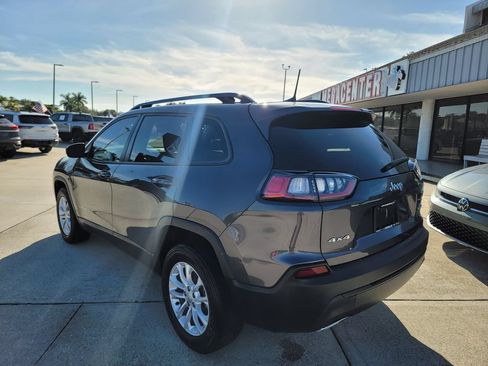 Used 2022 Jeep Cherokee Latitude Lux AWD/4WD image 3