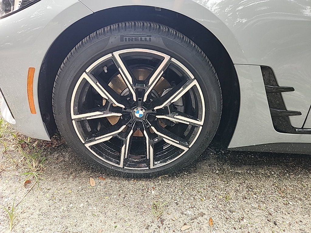 Used 2025 BMW 430i w/ M Sport Package RWD image 7