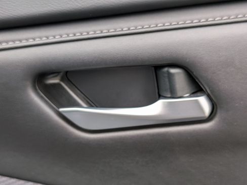 Used 2024 Nissan Sentra SV FWD image 34