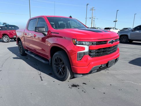 Used 2022 Chevrolet Silverado 1500 RST w/ Rally Edition AWD/4WD image 1