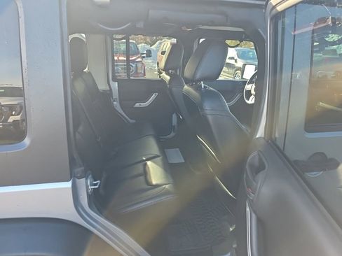 Used 2014 Jeep Wrangler Unlimited Rubicon w/ Dual Top Group image 13