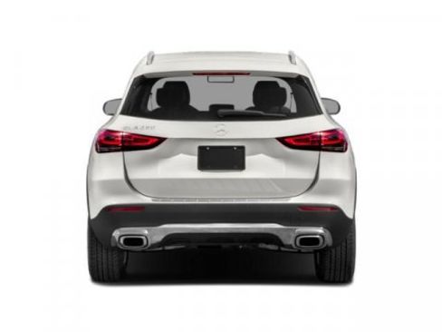 Used 2021 Mercedes-Benz GLA 250 4MATIC image 8