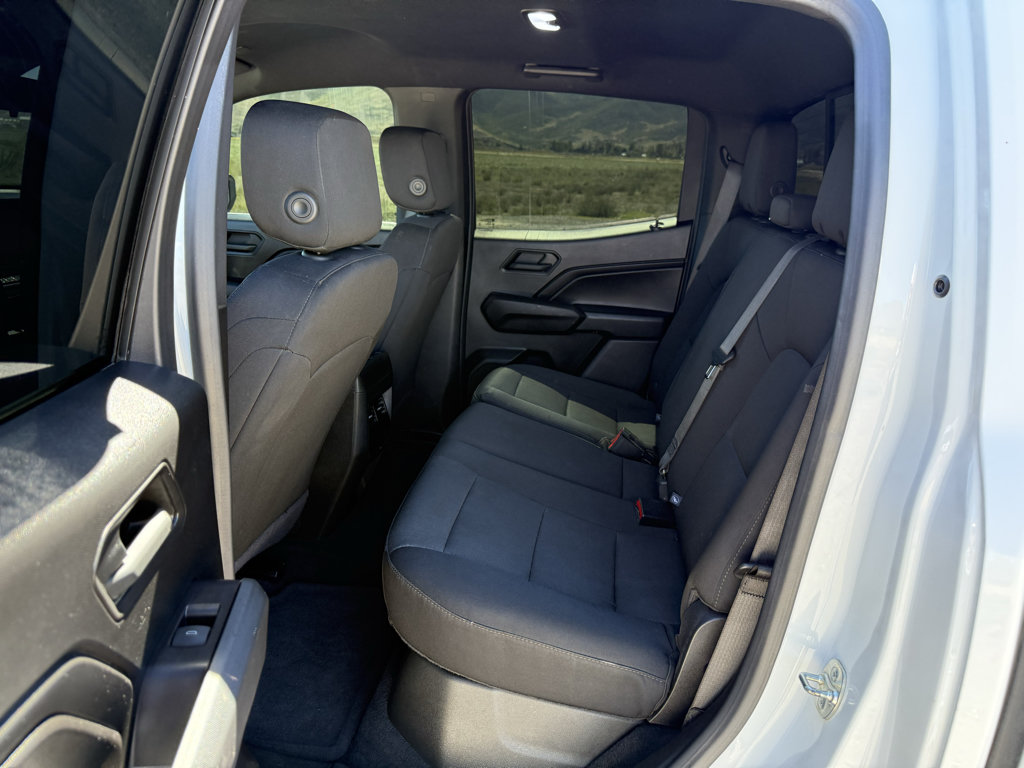 Used 2024 Chevrolet Colorado Trail Boss w/ Technology Package AWD/4WD image 29