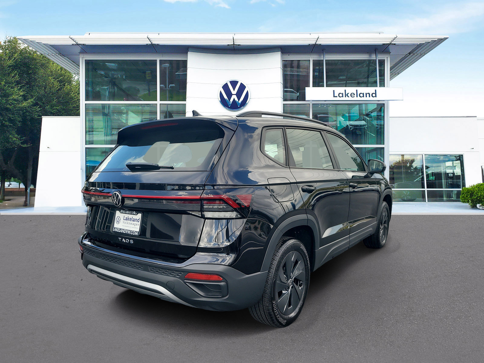 Used 2026 Volkswagen Taos S FWD image 3