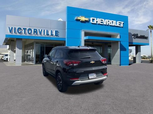 Used 2024 Chevrolet TrailBlazer LT w/ Driver Confidence Package image 7
