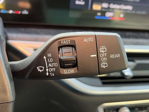 Used 2023 BMW X7 xDrive40i w/ M Sport Package image 22