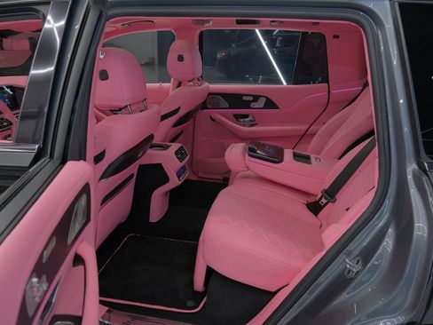 Used 2023 Mercedes-Benz Maybach GLS 600 4MATIC image 33