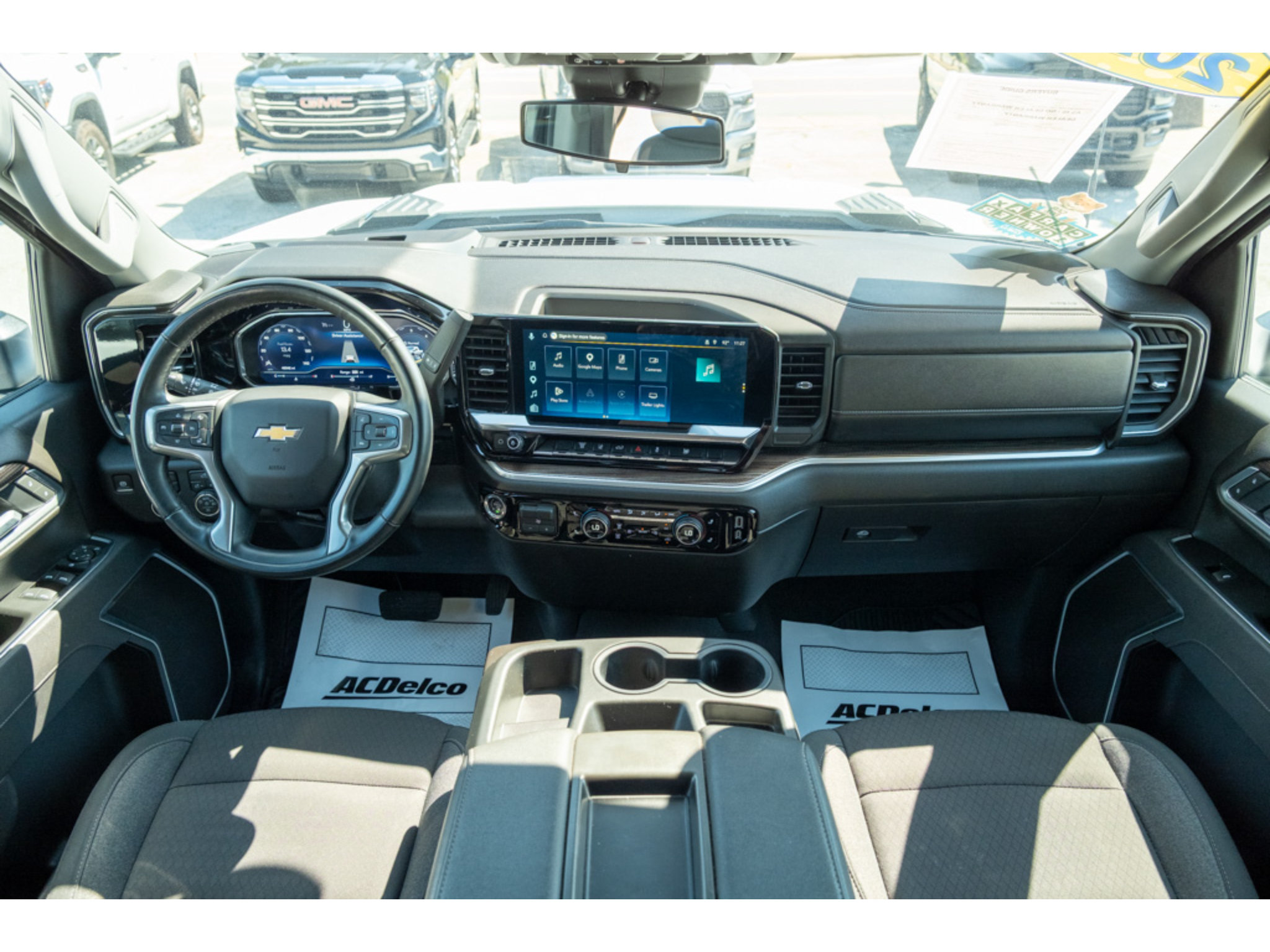 Used 2025 Chevrolet Silverado 2500 LT w/ Convenience Package AWD/4WD image 30