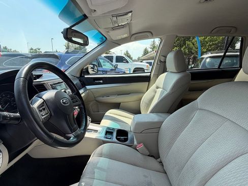 Used 2012 Subaru Outback 2.5i Premium w/ Popular Pkg 1B AWD/4WD image 7