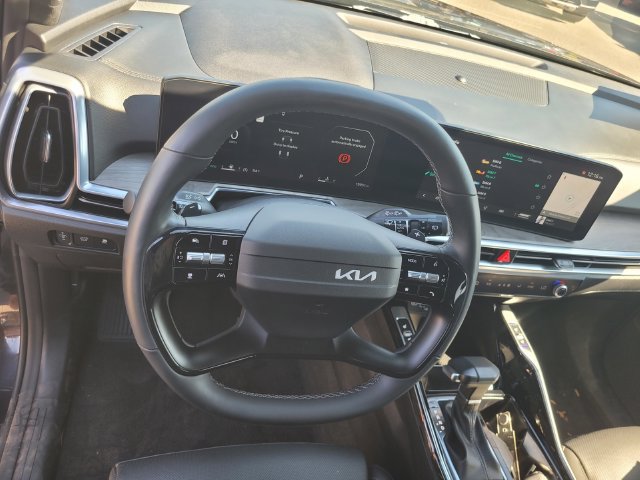 Used 2026 Kia Sorento SX AWD/4WD image 30