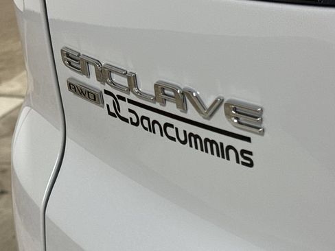 Used 2026 Buick Enclave Avenir w/ Super Cruise Package AWD/4WD image 28