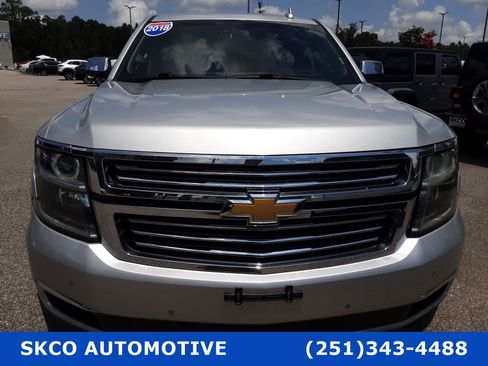 Used 2018 Chevrolet Suburban Premier image 8