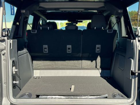 Used 2025 Ford Bronco Big Bend image 32