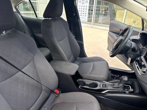 Used 2022 Toyota Corolla LE FWD image 31