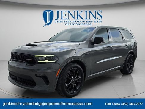 Used 2021 Dodge Durango R/T w/ Technology Group AWD/4WD image 11