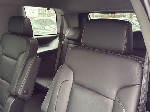 Used 2020 GMC Yukon SLT image 30