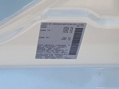 Used 2025 Nissan Altima 2.5 SV FWD image 34