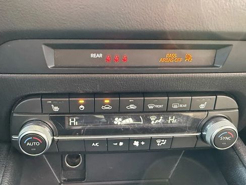 Used 2021 MAZDA CX-5 Touring image 17