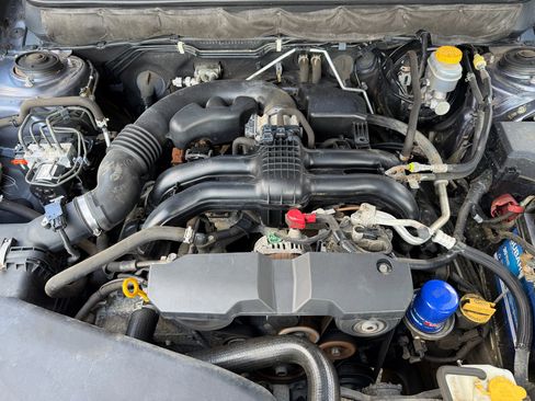 Used 2014 Subaru Outback 2.5i Limited w/ Moonroof Package image 16