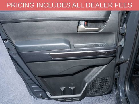 Certified 2025 Toyota Tacoma TRD Off-Road AWD/4WD image 8