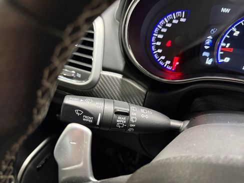 Used 2018 Jeep Grand Cherokee SRT image 36