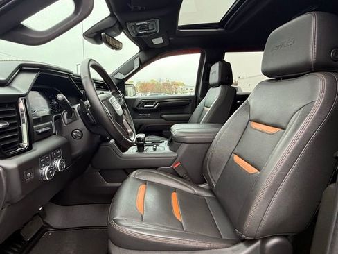 Used 2025 GMC Sierra 1500 AT4 w/ AT4 Preferred Package image 14