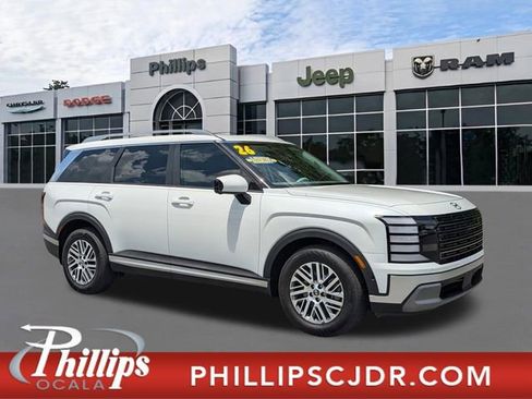 Used 2026 Hyundai Palisade SEL FWD image 1