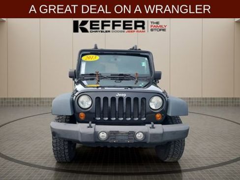 Used 2013 Jeep Wrangler Rubicon w/ PWR Convenience Group image 8