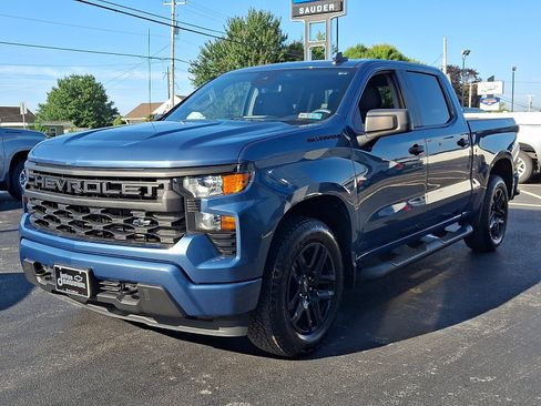 Used 2024 Chevrolet Silverado 1500 Custom AWD/4WD image 3