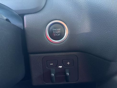 Used 2023 Toyota Tundra Limited image 26