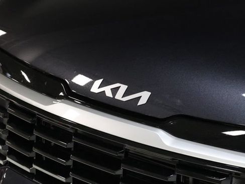 Used 2026 Kia Sportage EX w/ EX Panorama Roof Package FWD image 12