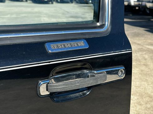 Used 1997 Lincoln Town Car Executive image 14