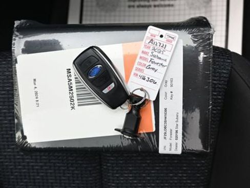 Used 2025 Subaru Forester Premium image 10