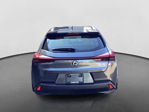 Used 2024 Lexus UX 250h AWD w/ Premium Package image 6