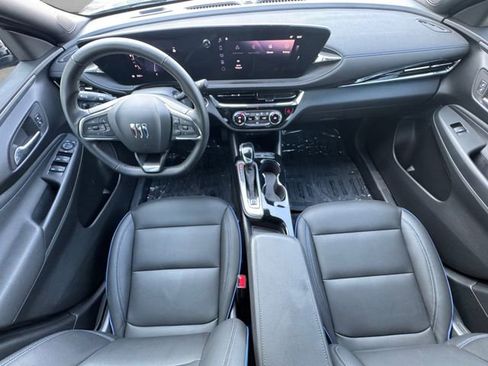 Used 2025 Buick Envista Sport Touring w/ Advanced Safety Package image 20