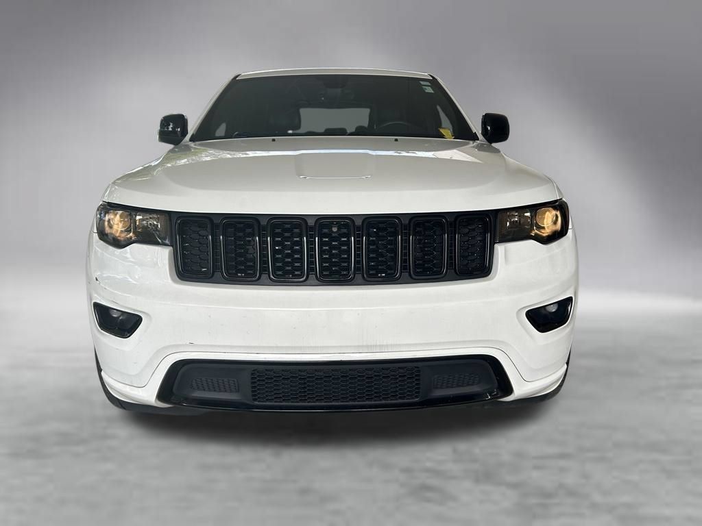 Used 2017 Jeep Grand Cherokee Altitude RWD image 15