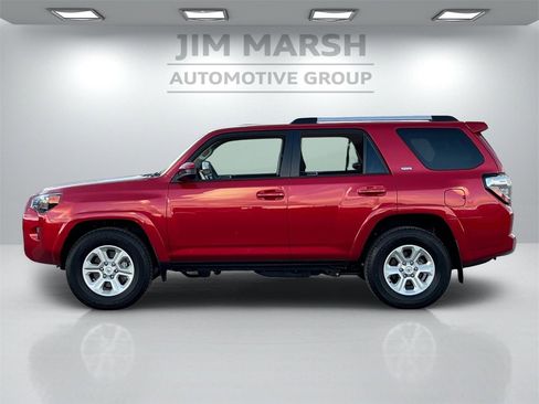 Used 2024 Toyota 4Runner SR5 image 2