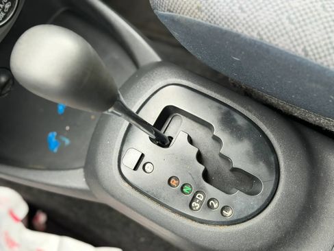 Used 2009 Toyota Yaris S FWD image 27