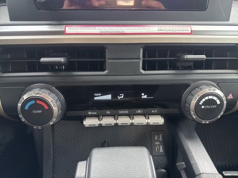 Used 2024 Toyota Tacoma SR5 image 31