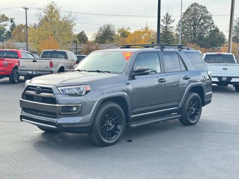 Used 2021 Toyota 4Runner Nightshade image 13