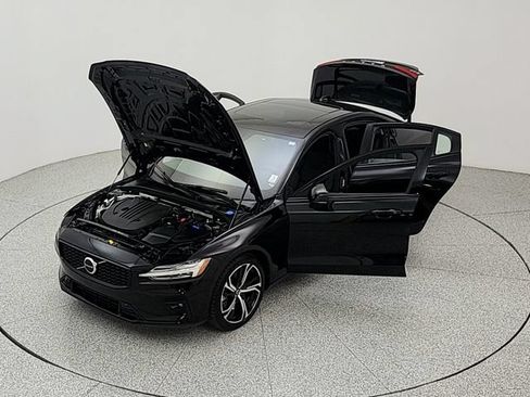 Used 2024 Volvo S60 B5 Core w/ Climate Package FWD image 37