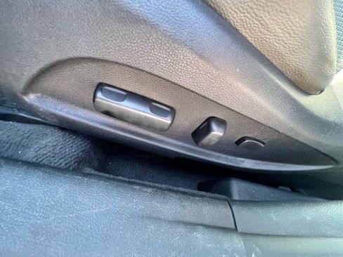Used 2011 Hyundai Sonata SE w/ Navigation & Sunroof Pkg 4 FWD image 23