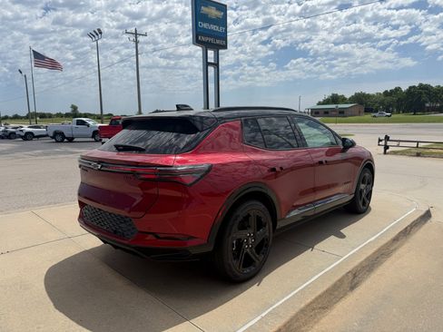 New 2025 Chevrolet Equinox EV RS image 5