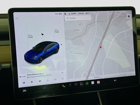 Used 2018 Tesla Model 3 Long Range RWD image 19
