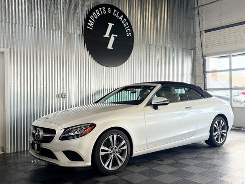 Used 2023 Mercedes-Benz C 300 4MATIC Cabriolet image 2