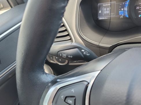 Used 2024 Ford Edge SEL AWD/4WD image 24