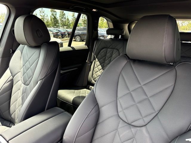 Used 2026 BMW X5 sDrive40i w/ Premium Package RWD image 22
