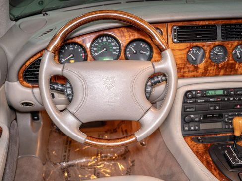 Used 1999 Jaguar XK8 Convertible RWD image 20